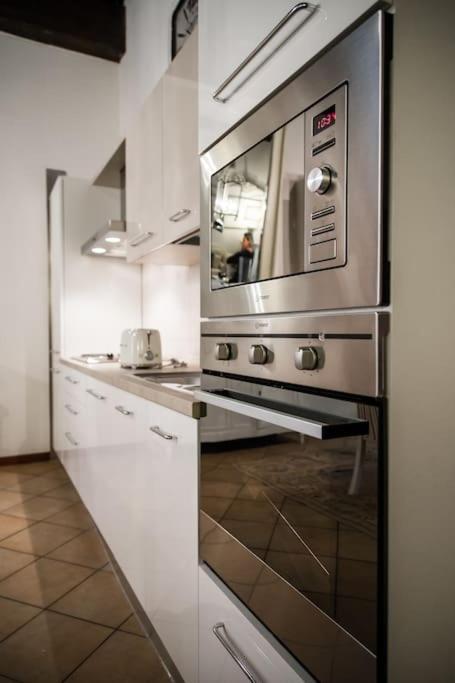 Piazza Erbe Luxury Apartment 维罗纳 外观 照片