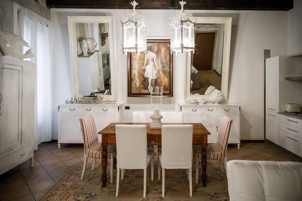 Piazza Erbe Luxury Apartment 维罗纳 外观 照片