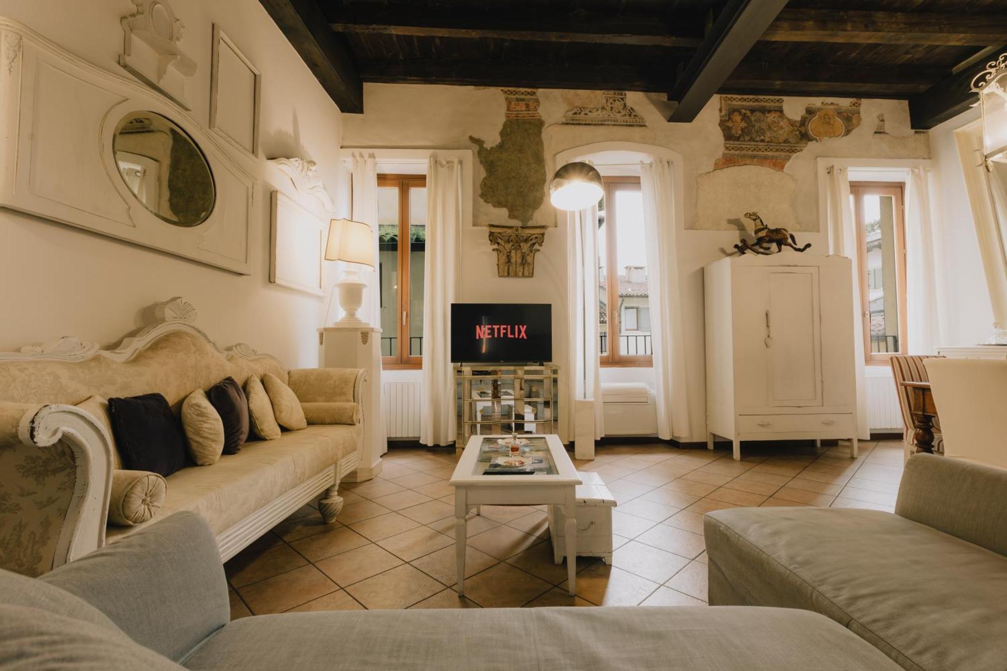 Piazza Erbe Luxury Apartment 维罗纳 外观 照片